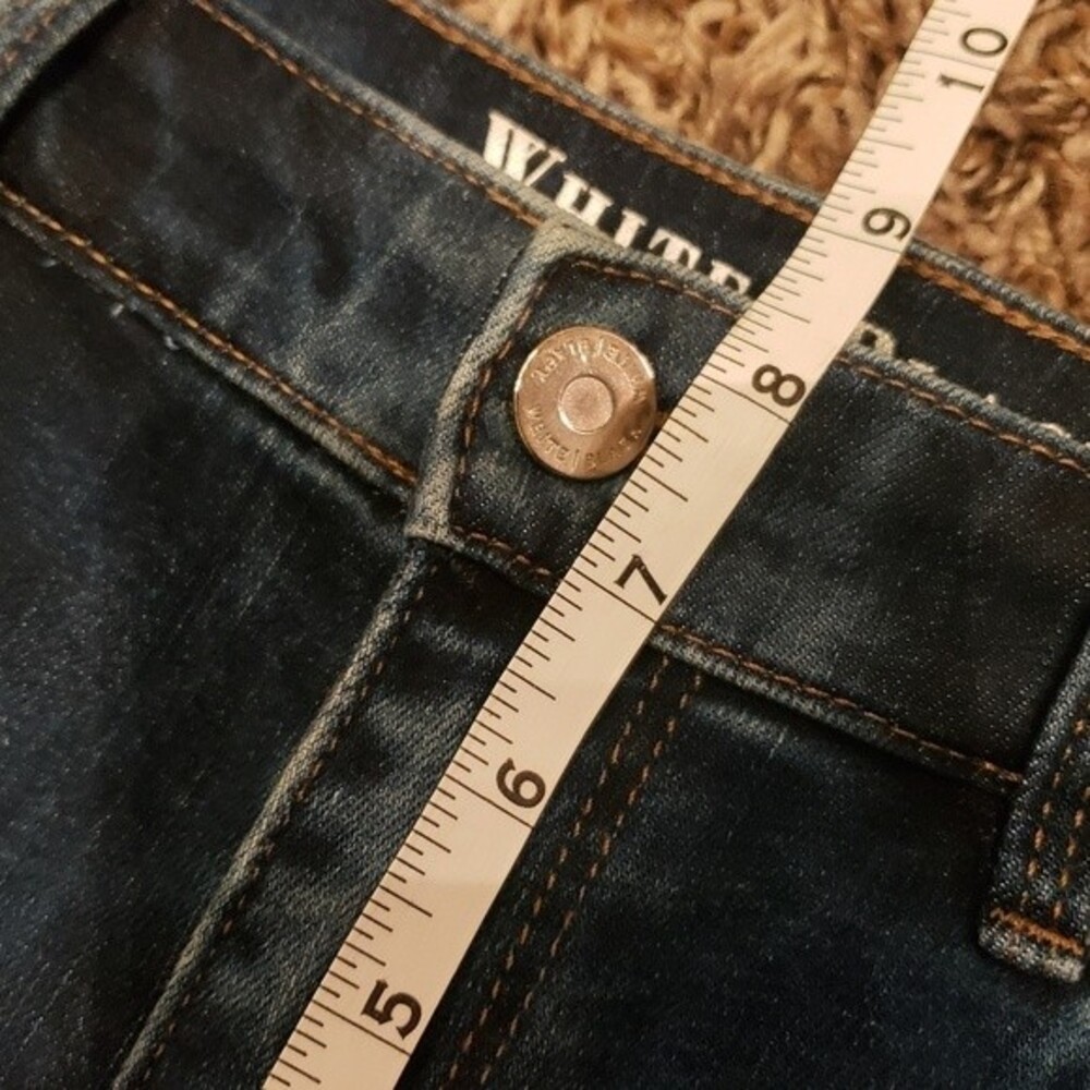 White House Black Market Cropped Acid Wash Jeans Size 2 - Picture 5 of 6
